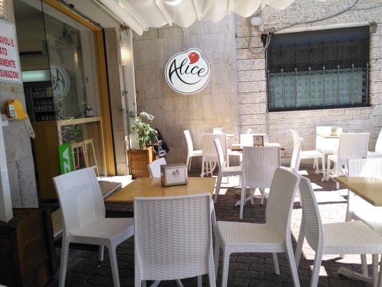 Alice Pizza
